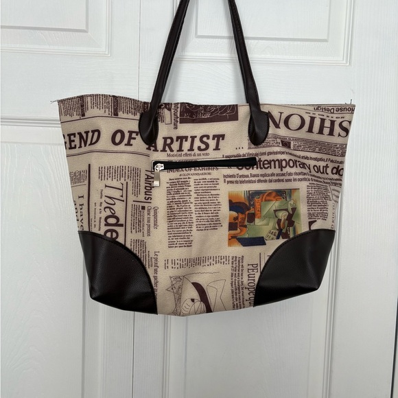 Newspaper print tote - Picture 2 of 3